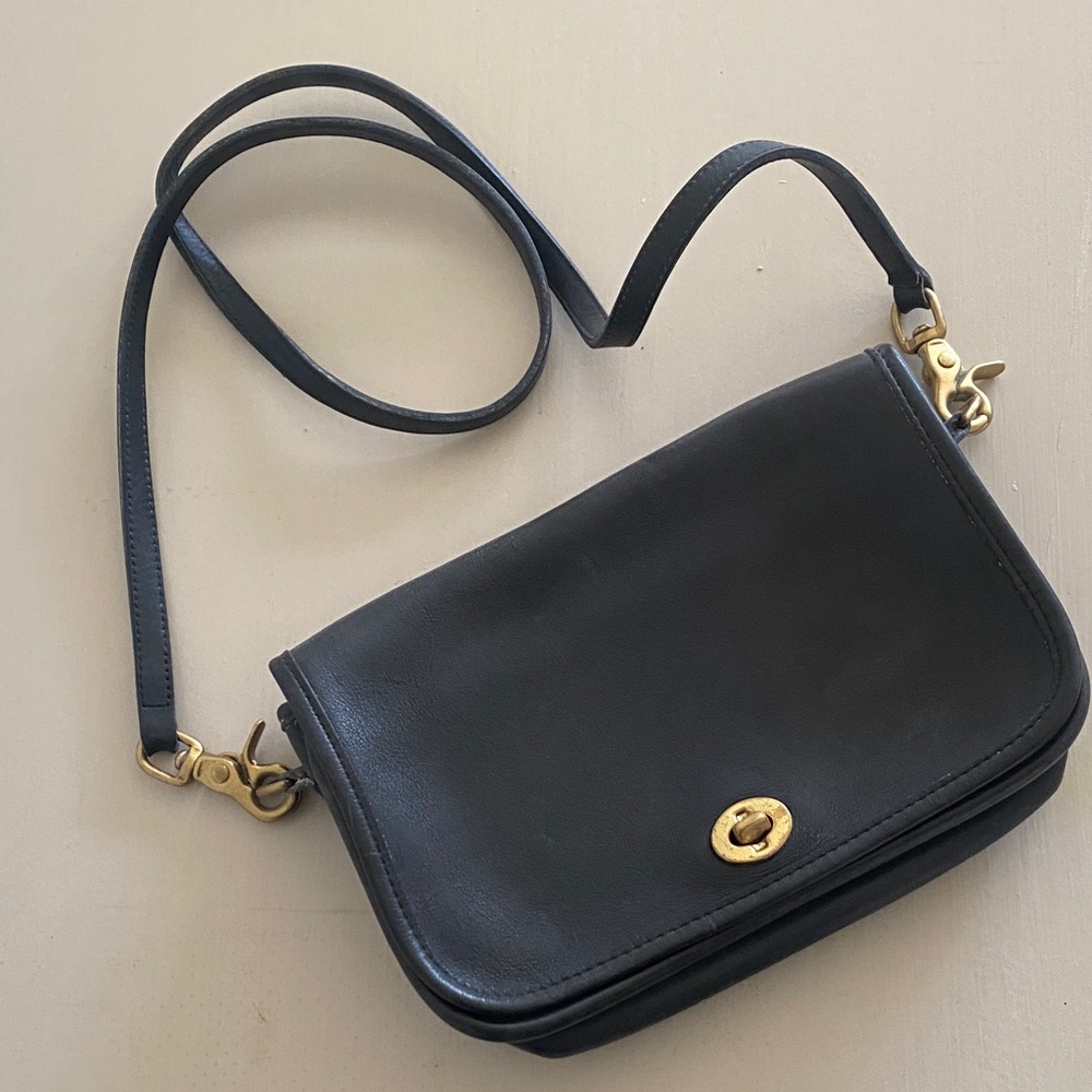 Vintage Coach Shoulder Bag